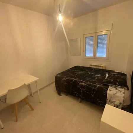 Daire Piso Completo De 3 En El Centro De